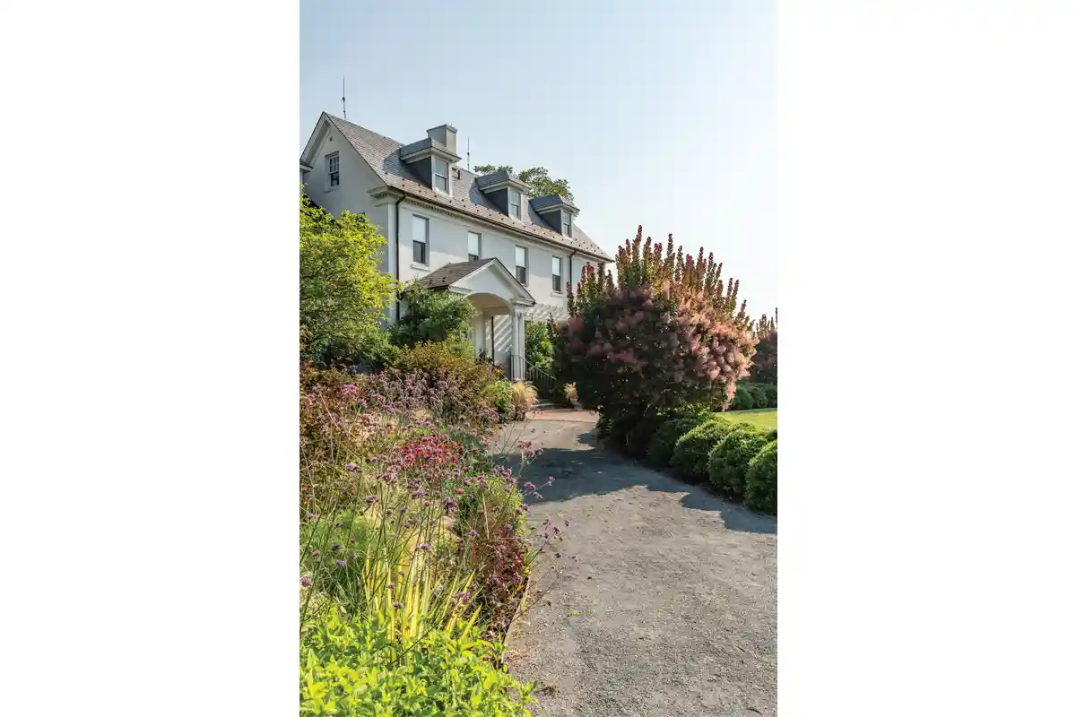 The flowers at River Farm make it a picture-perfect spot.