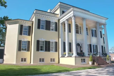historic oatlands mansion
