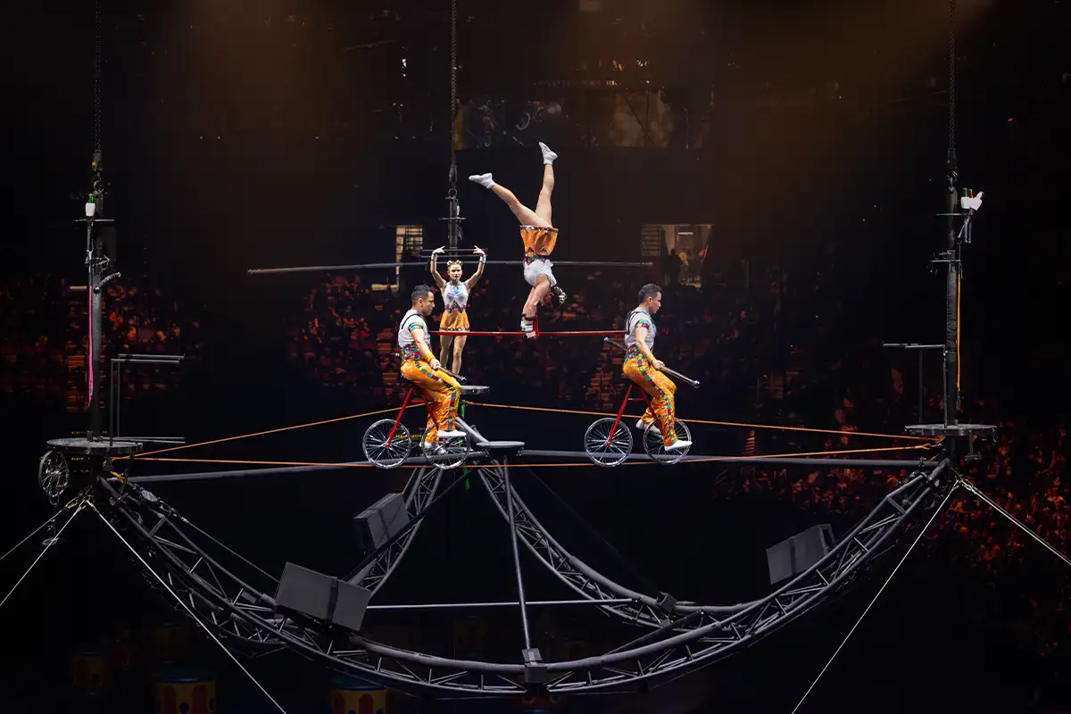 Acrobats on tightrope