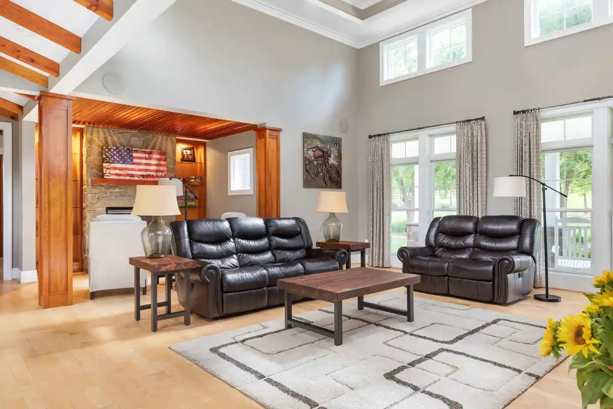 great room with alcove at 20070 Gleedsville Rd.