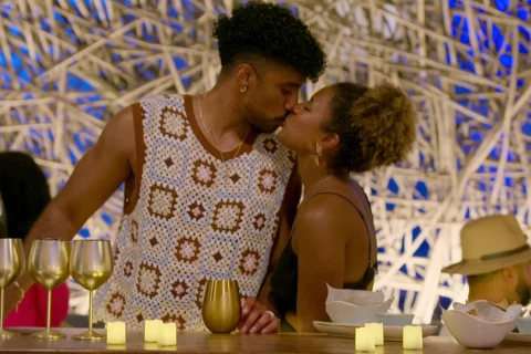 Marissa and Ramses kiss