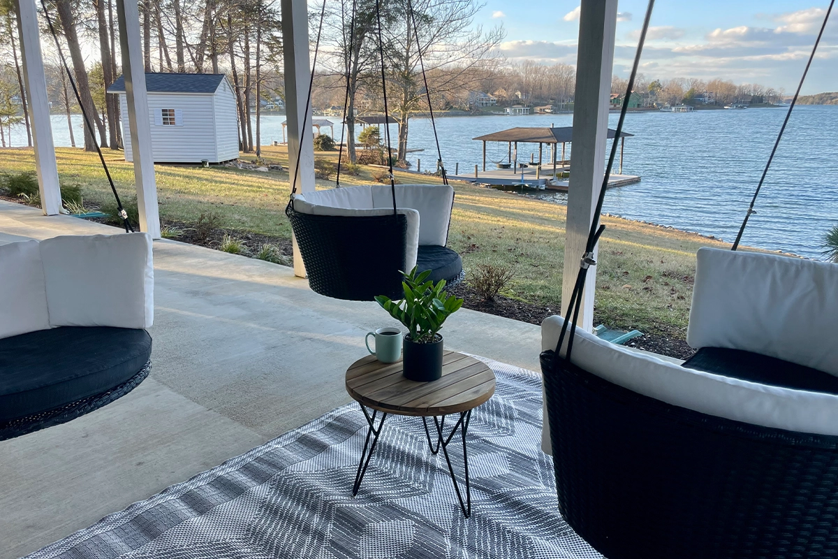 Brenda is a lakefront rental on Smith Mountain