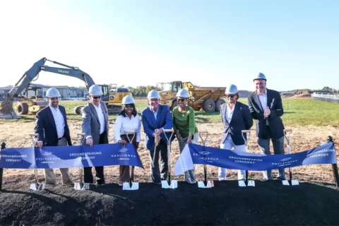 groundbreaking ceremony at one loudoun