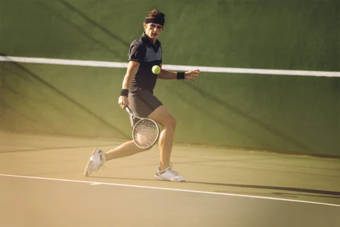 Man playing tennis