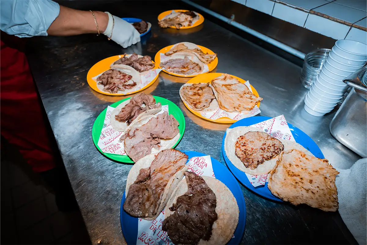 El Califa de León and Tacombi pop-up