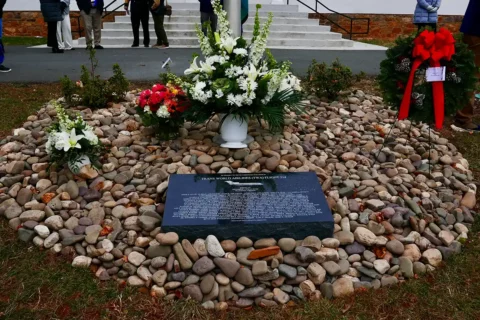 twa flight 514 memorial in bluemont