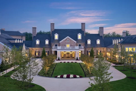 Front view of the Salamander Resort in Middleburg, VA