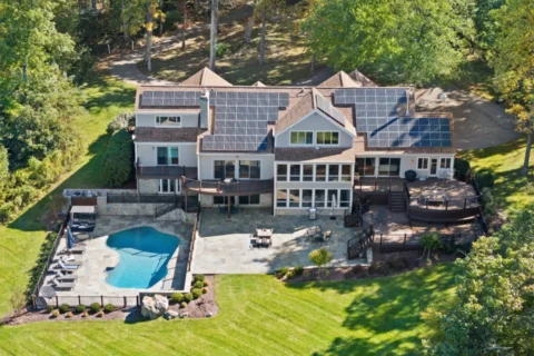 Exterior of 20615 Blueridge Mountain Rd.