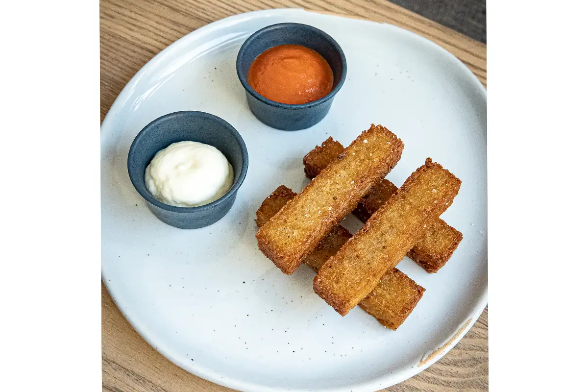 Tots at Ellie Bird