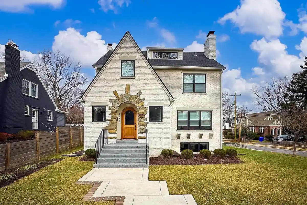 4803 Washington Blvd., Arlington exterior