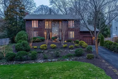 Exterior of 1716 Hollinwood Dr