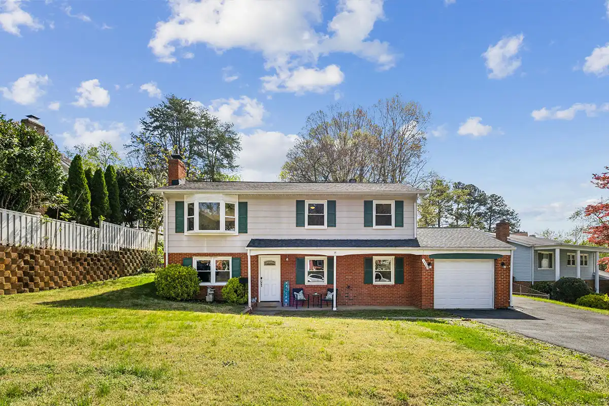 14709 Dunbar Ln., Woodbridge exterior