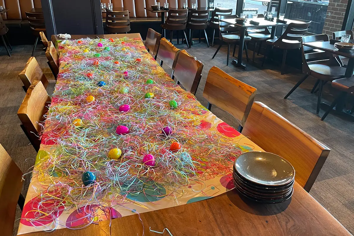 Easter craft table at Joe Theismann’s Restaurant & Bar 