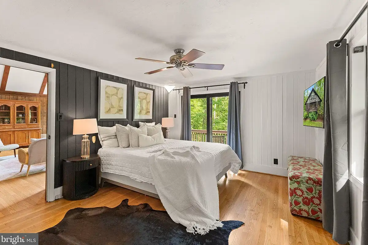 Primary suite
