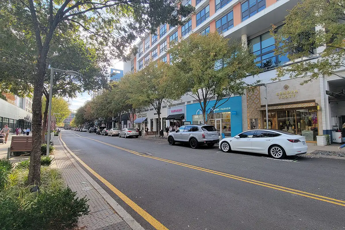 mosaic district shops