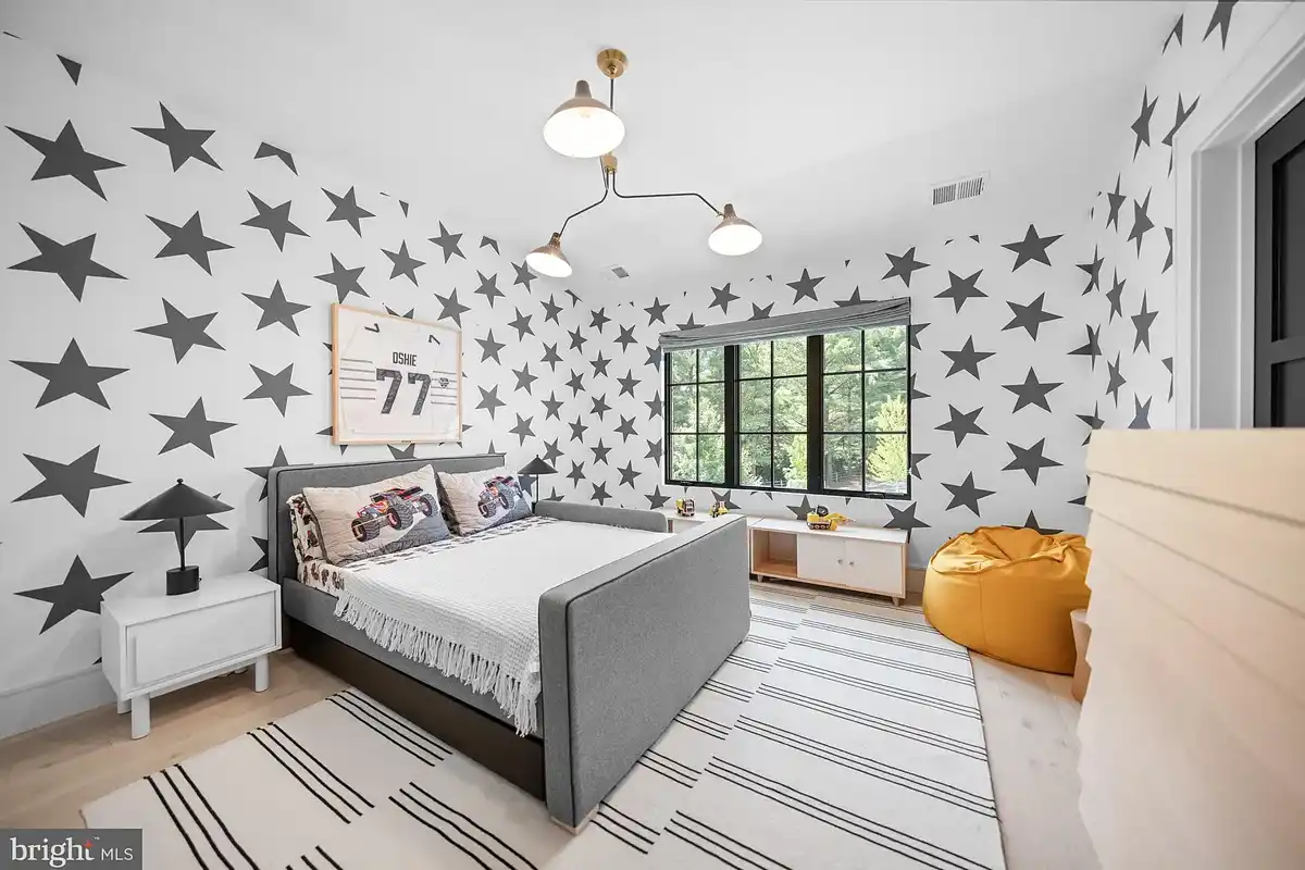 kids bedroom with star-patterned walls
