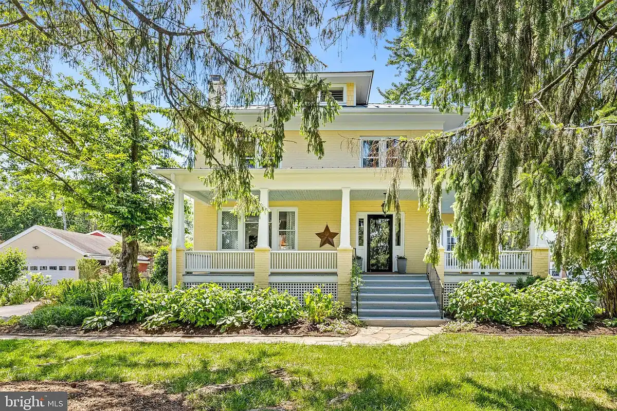 311 S. Maple Ave. Is on the Market for Under 0K in Purcellville