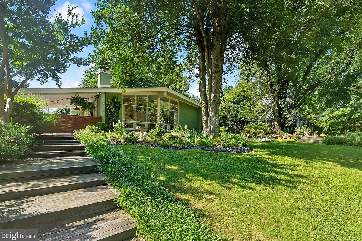 Front yard and entrance of 2307 Sherwood Hall Ln.