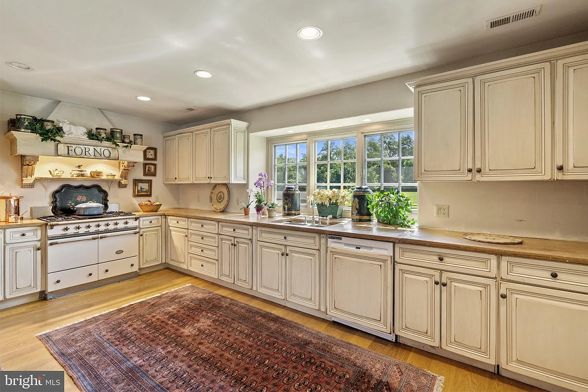 kitchen of 6289 Coon Tree Rd.