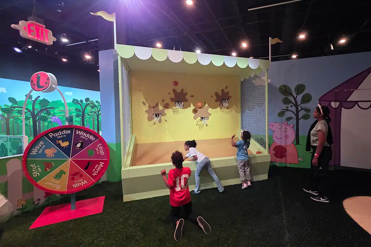 basketball game at peppa pig experience