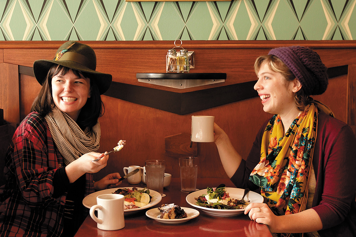 two women eating lunch at Perly's in Richmond