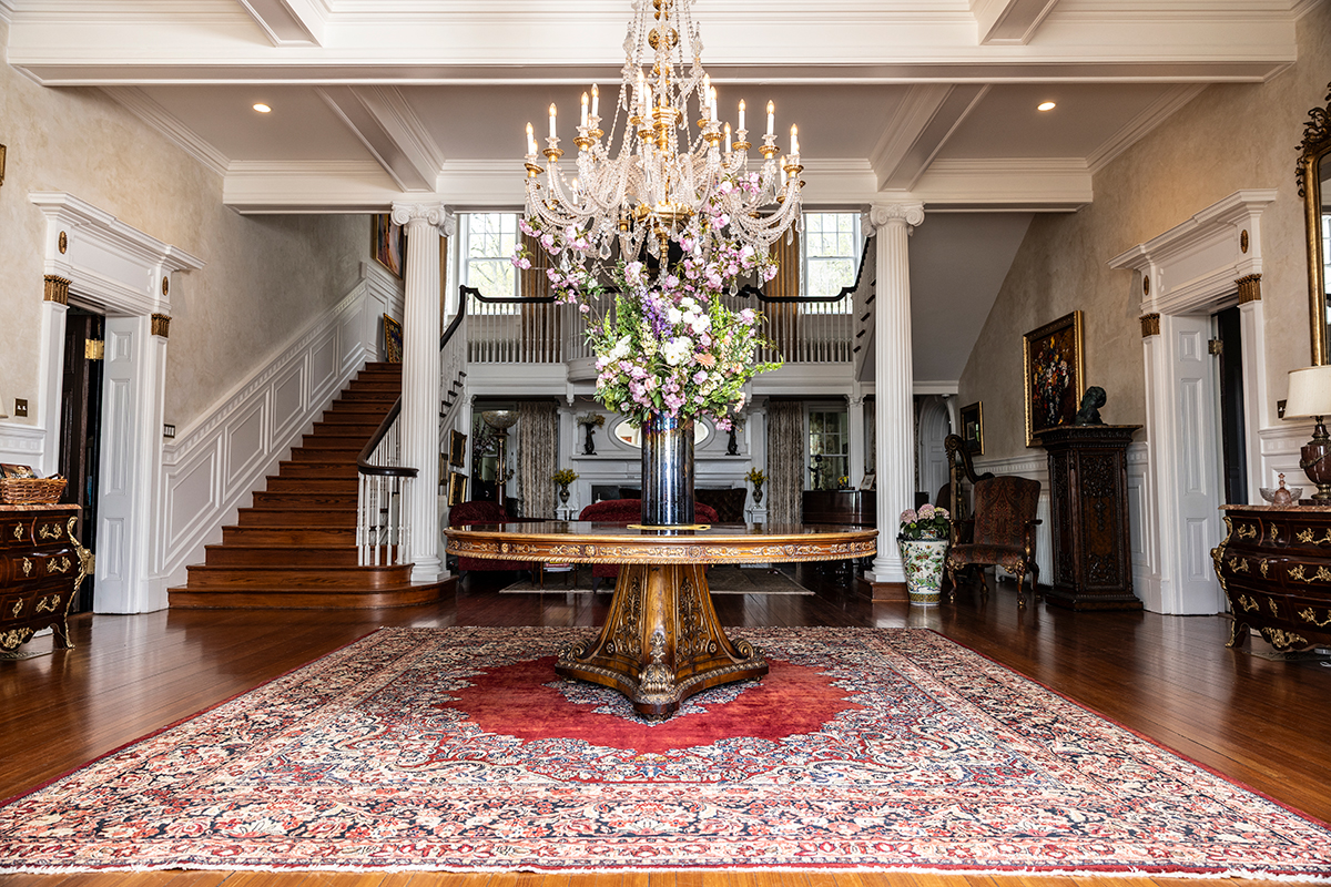 foyer with chandelier at Selma Mansion