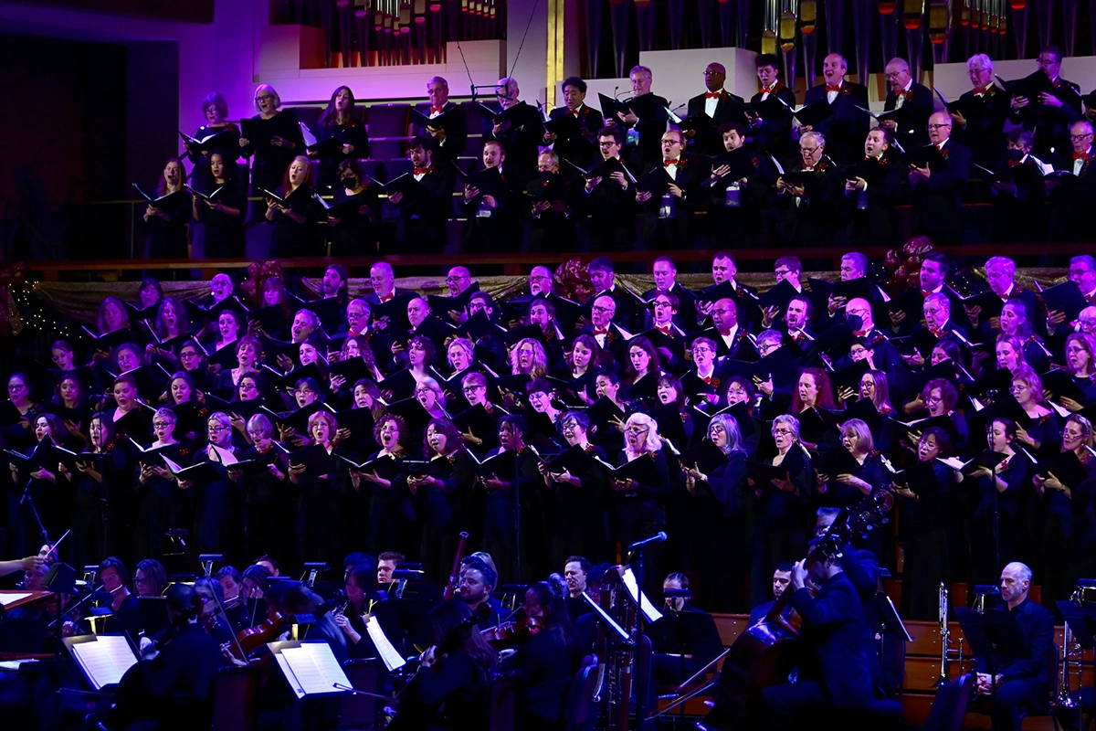 people singing in a choir for Carmina Burana
