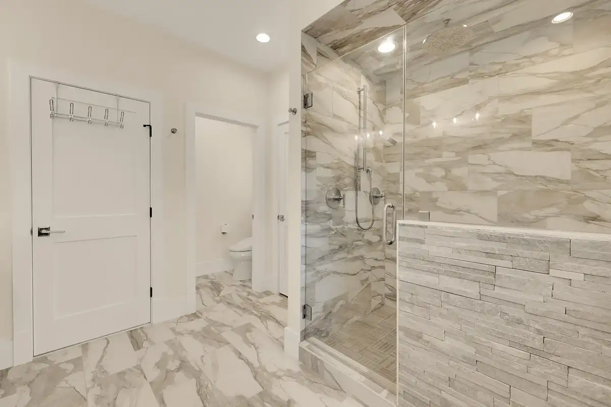 En suite bathroom