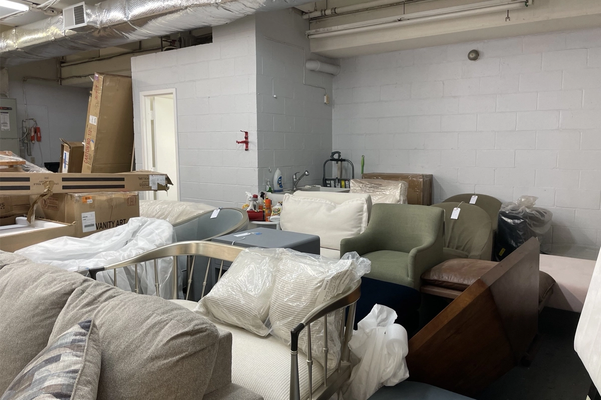 GoodbyHello Furniture warehouse in Merrifield 