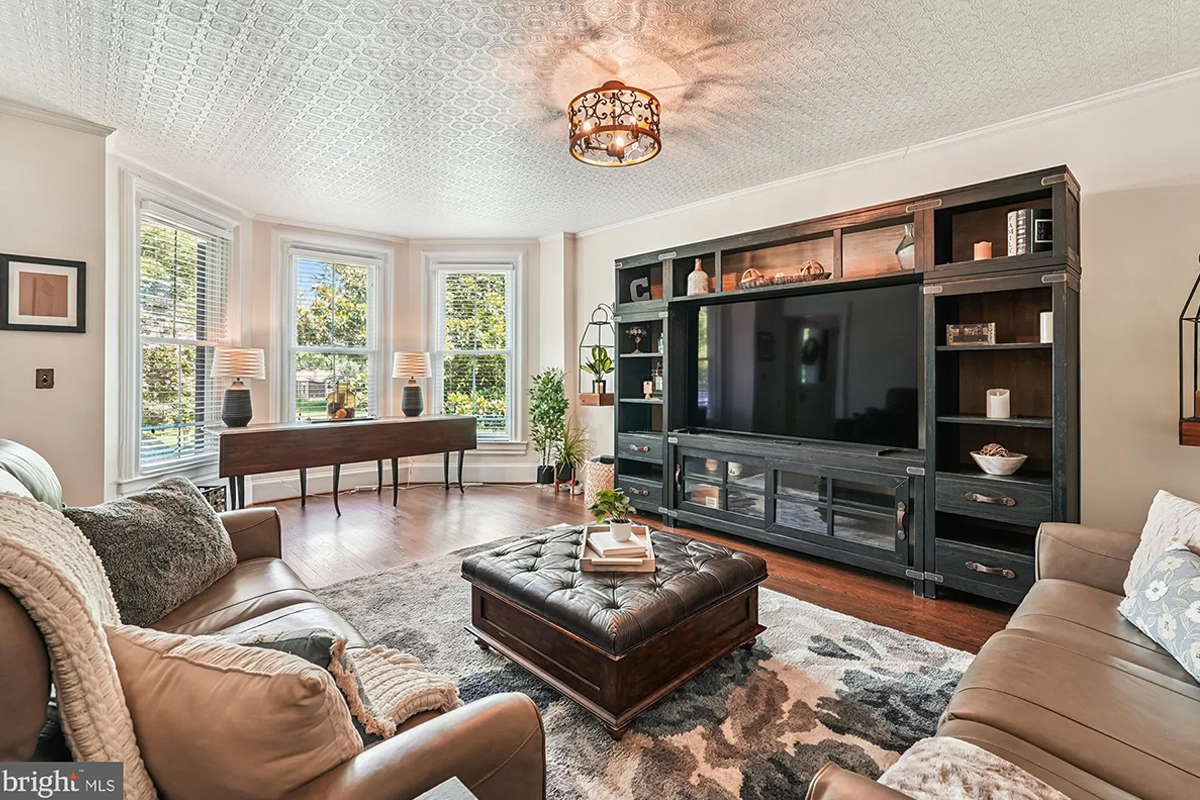 brown themed living room of farmhouse in ashburn