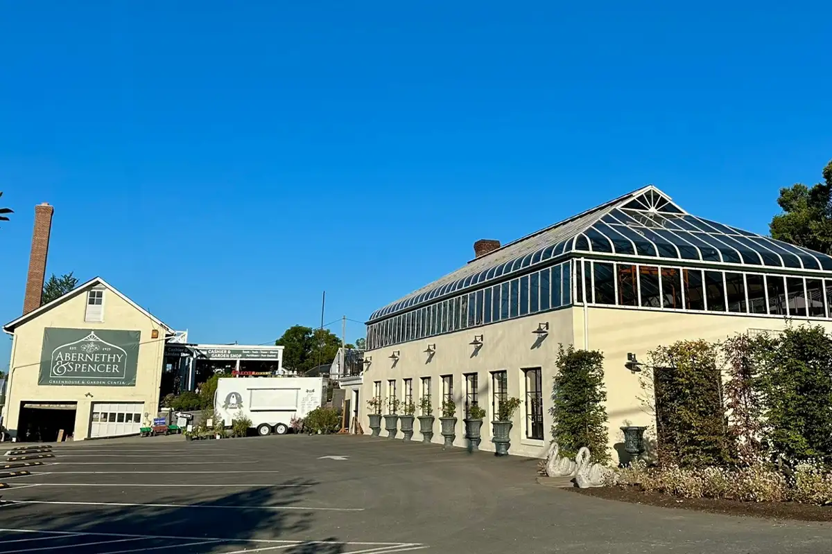 Abernethy & Spencer greenhouse and garden center