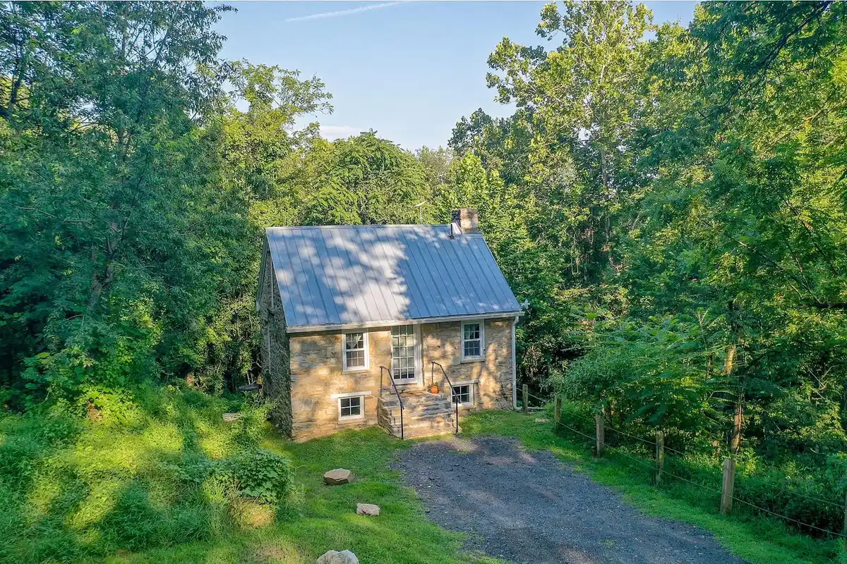 41945 Bald Hill Rd., Leesburg exterior