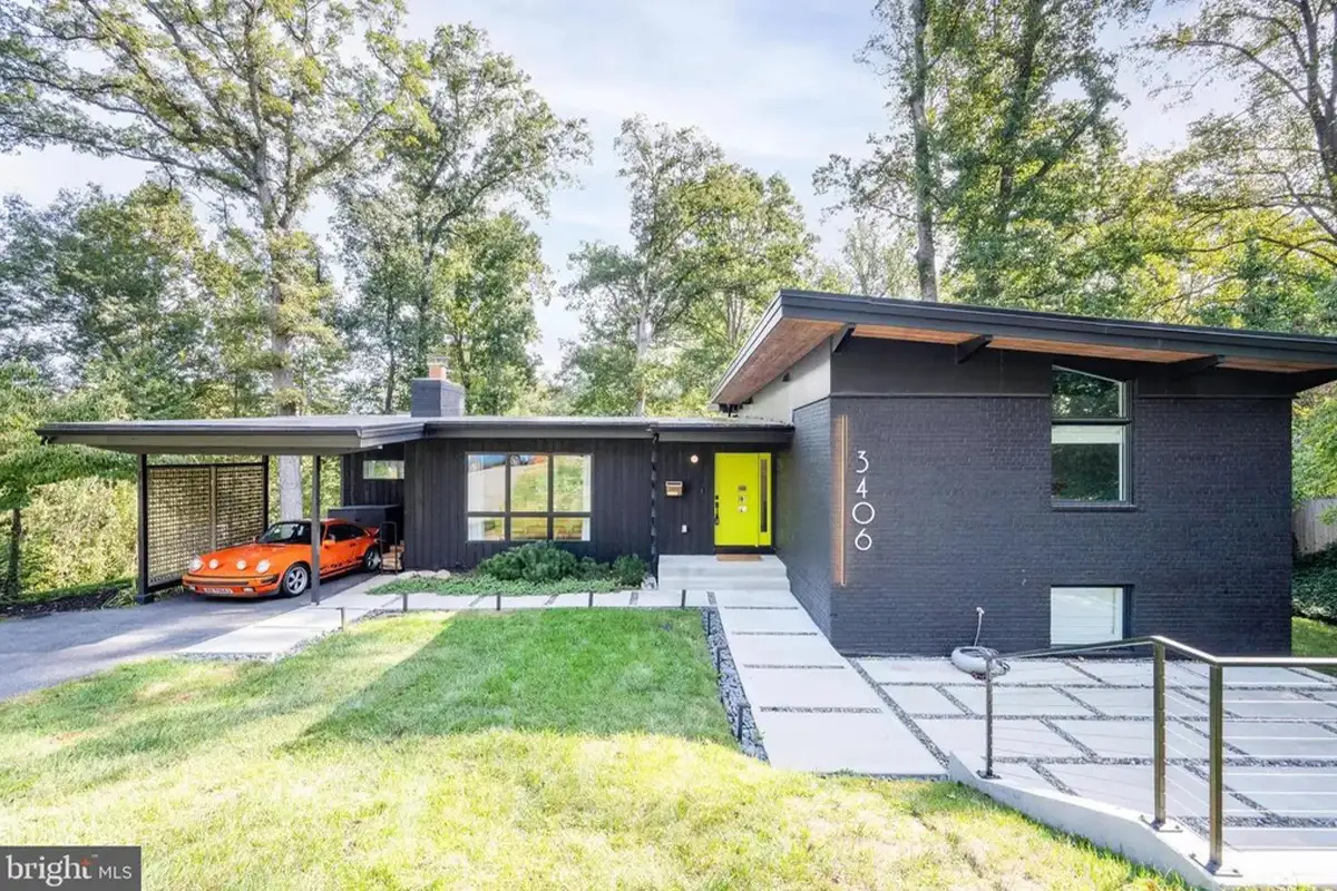 The exterior of the midcentury modern home.