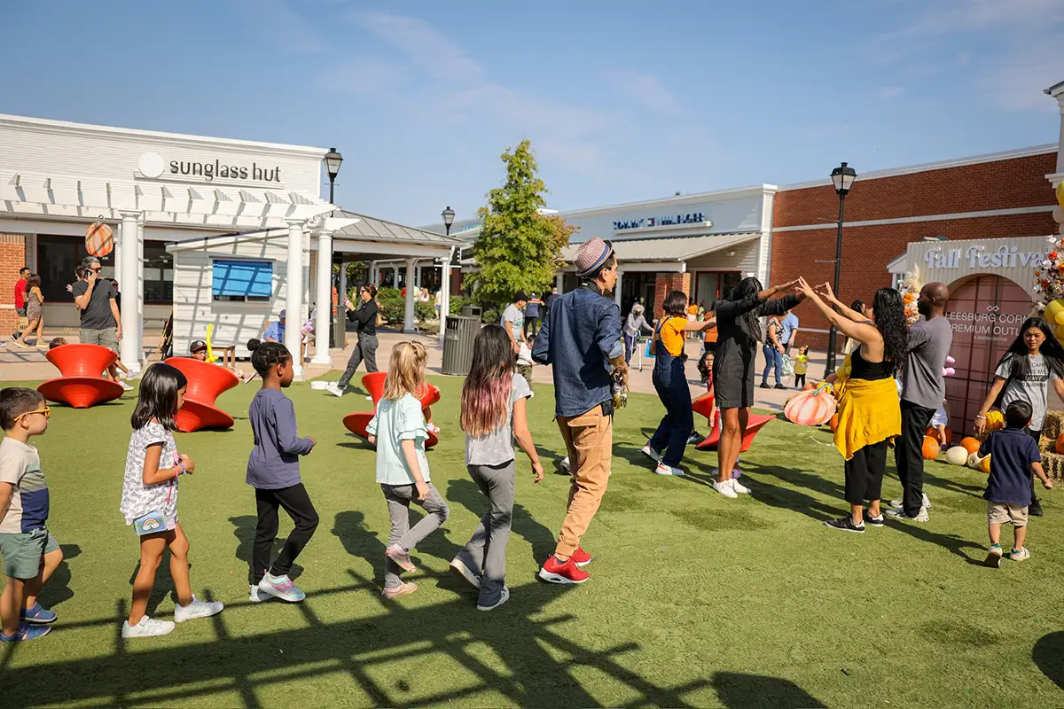 Leesburg Outlets Fall Festival