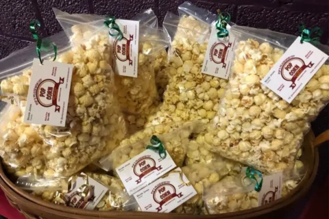 Pop's Praiseworthy Popcorn