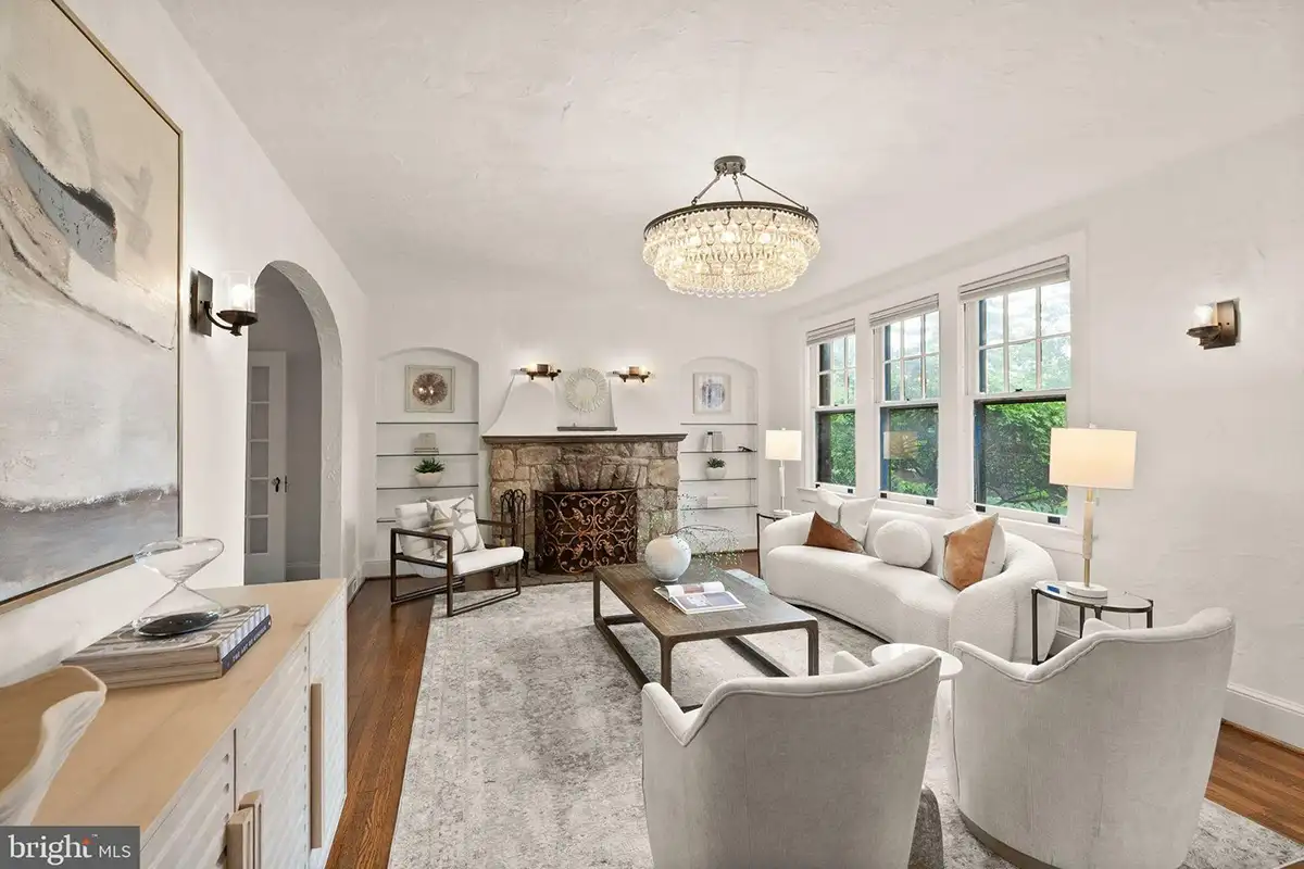 The living room at 1520 N Highland St.