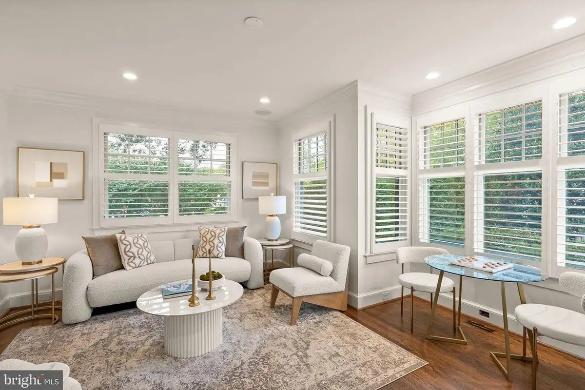 The bright sunroom in 1520 N Highland St. 