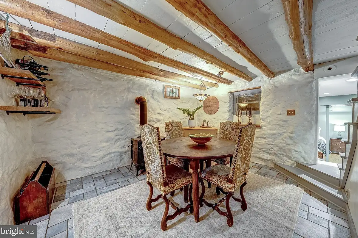 The cozy dining room at 3225 Sage Rd.