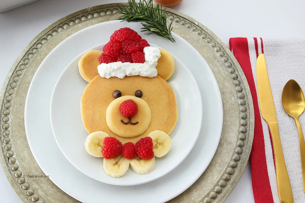 Teddy bear pancakes