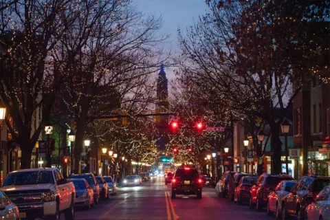 Christmas lights on King Street in Alexandria