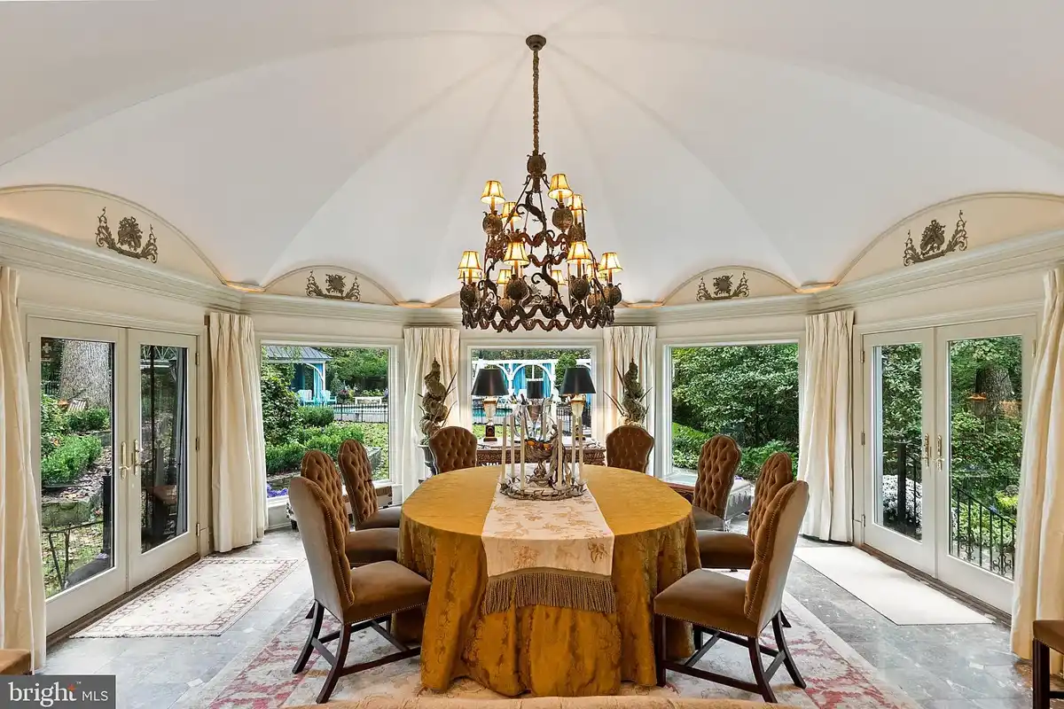 dining room in domed room