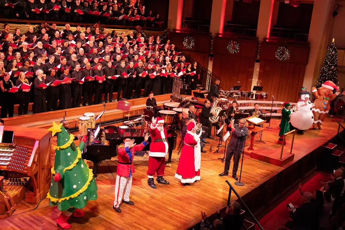 The Washington Chorus for Candlelight Christmas