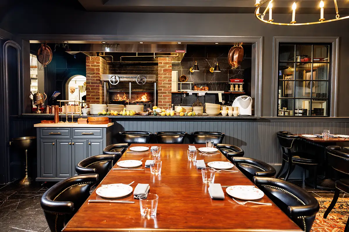 The Huntōn dining room