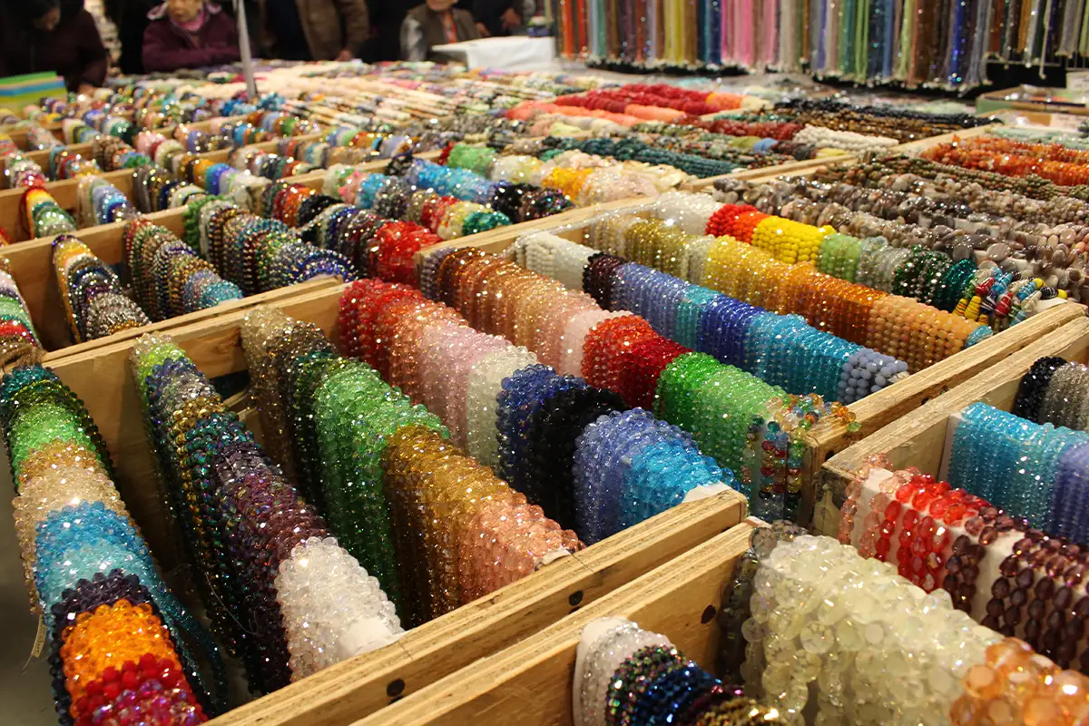 Gems and stones at the International Gem and Jewelry Show