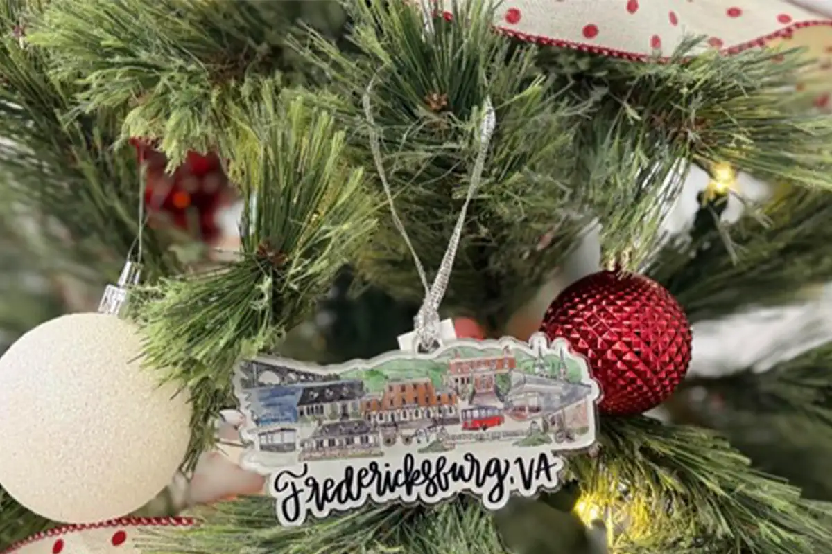 personalized ornaments featuring landmarks across Fredericksburg and Virginia, along with classic holiday images