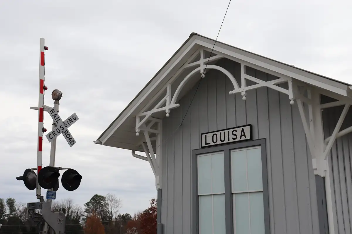 Louisa station