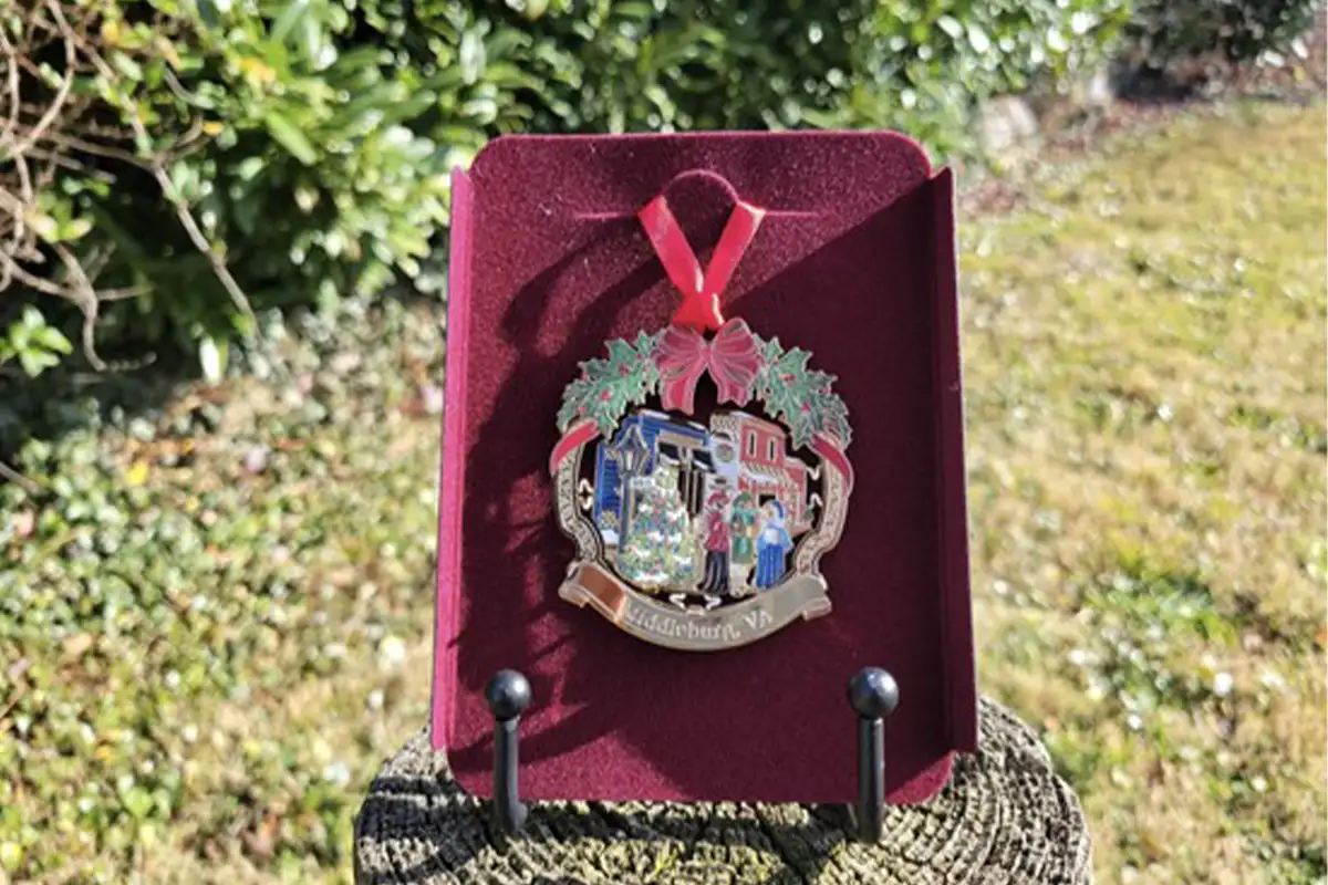 The exclusive “Christmas in Middleburg” ornament depicts the town’s famous Christmas parade.