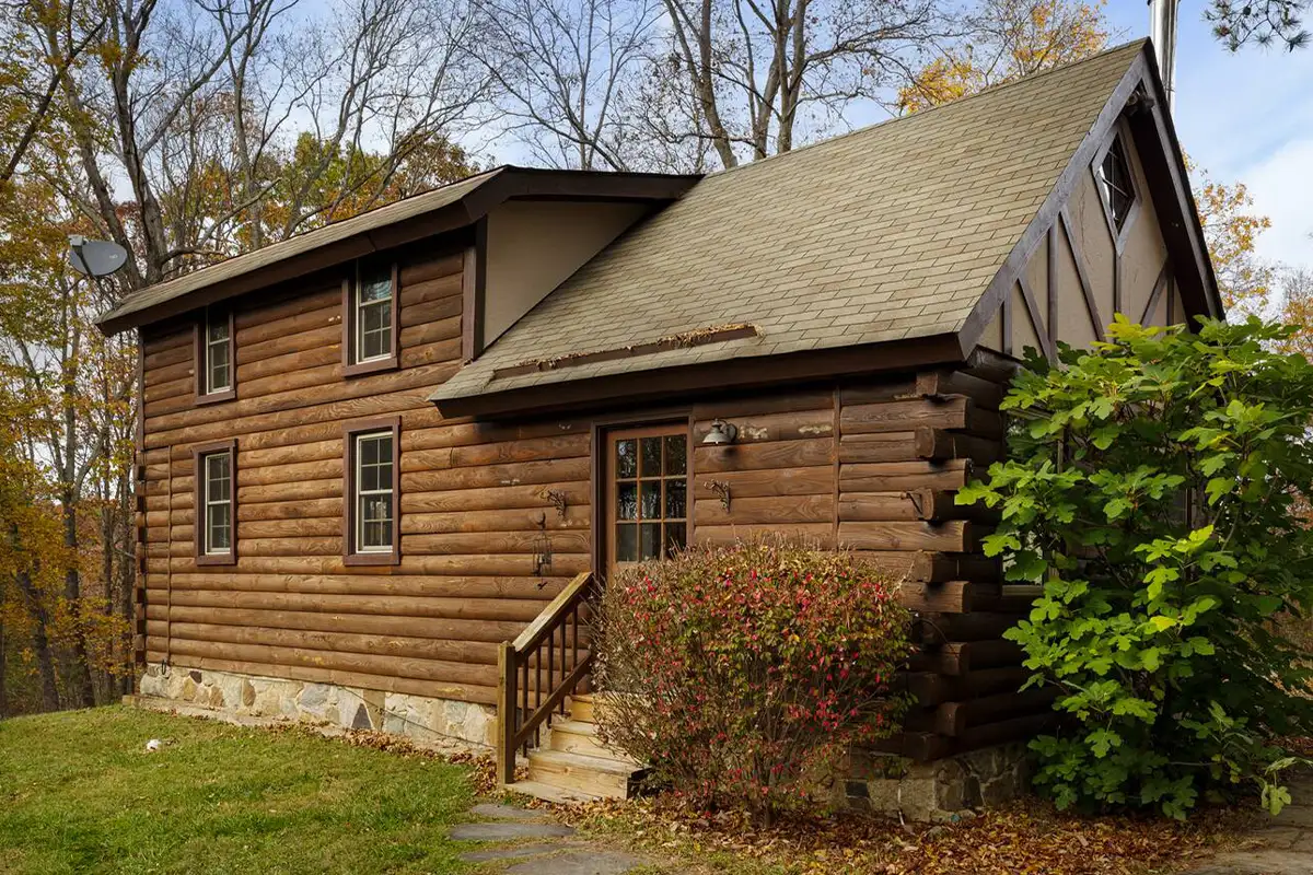 5 Cozy Airbnbs Near Northern Virginia for a Winter Staycation