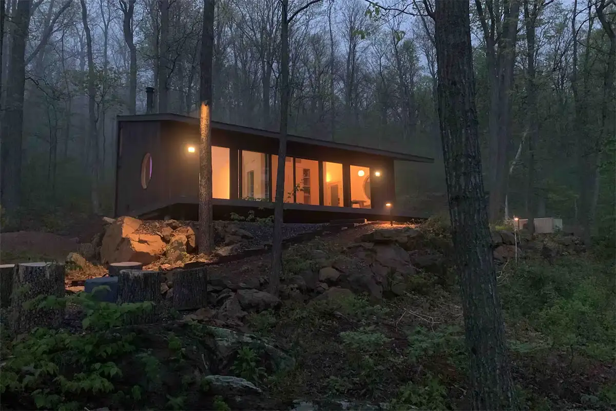 Serenity Airbnb cabin in Marshall