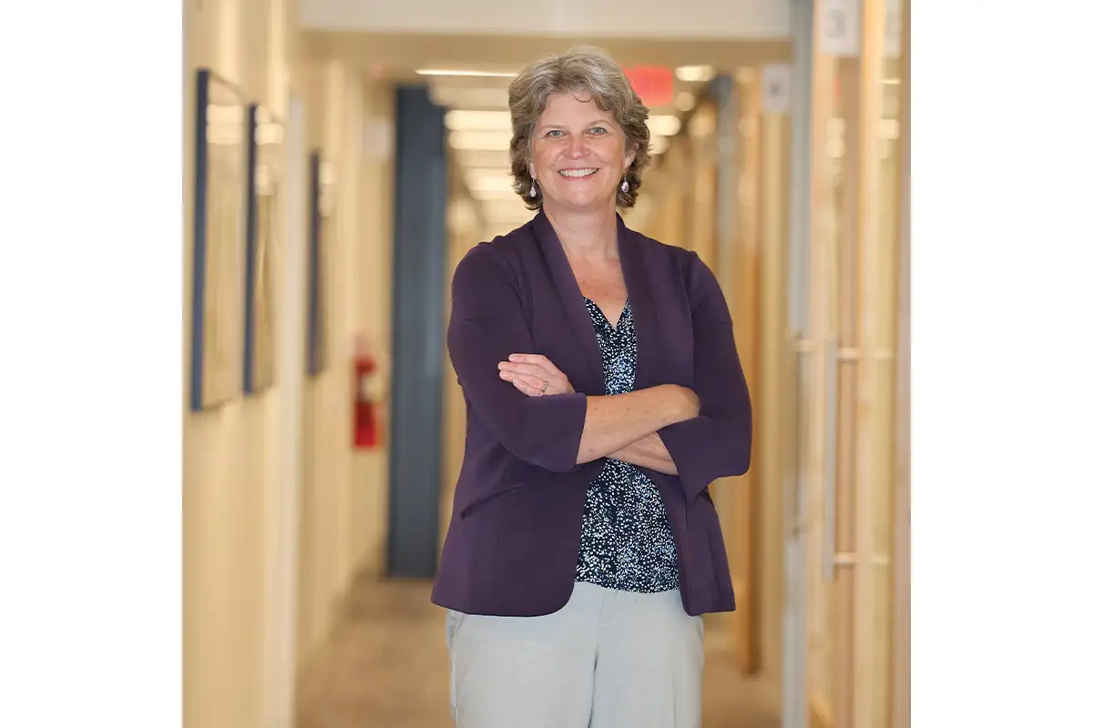 Dr. Cara Biddle